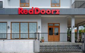 RedDoorz Syariah near Gerbang Tol Manyaran